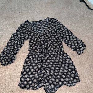 Long sleeve flower romper